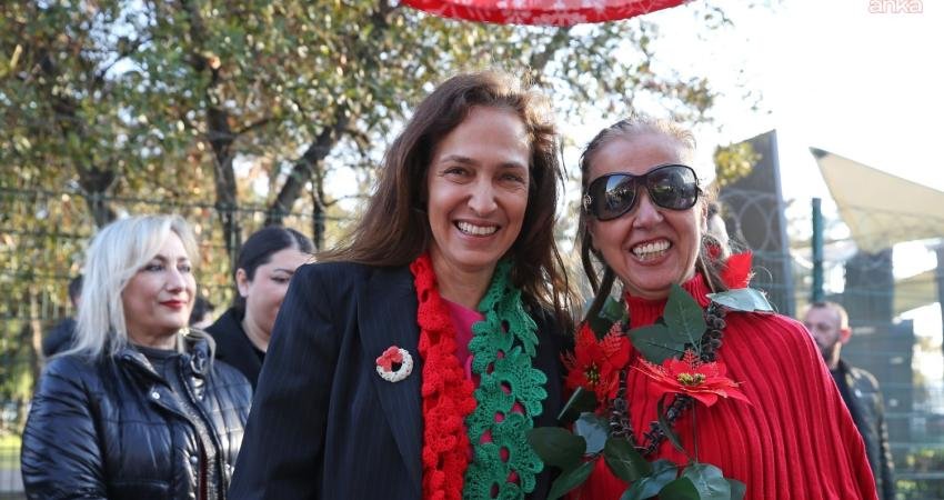 Yaklaşan yılbaşının coşkusunu kentin kalbinde yaşatmaya hazırlanan Karşıyaka Belediyesi, 13-31