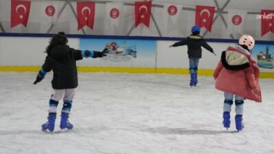 Keçiören Belediyesi'ne bağlı Ahmet Çalık Buz Pateni Pisti, ücretsiz hizmet