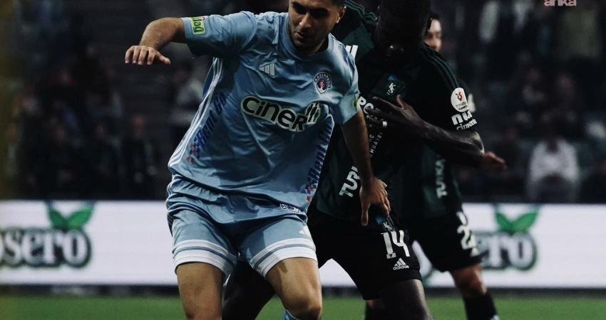 Kocaelispor, Kasımpaşa ile 0-0 berabere kaldı Kocaelispor, Süper Lig’in 15. hafatsında karşılaştığı Kasımpaşa ile 0-0 berabere