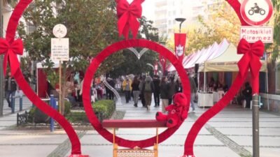 Konak Belediyesi’nin kadın emeğini odağa alan Yeni Yıl El Emeği