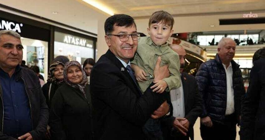 Kütahya Belediye Başkanı Eyüp Kahveci, 4 yaşındaki Duchenne Musküler Distrofi