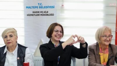 Maltepe Belediyesi, Üreten Engelliler Merkezi’nde yaklaşan yılbaşı öncesi kutlama düzenledi.