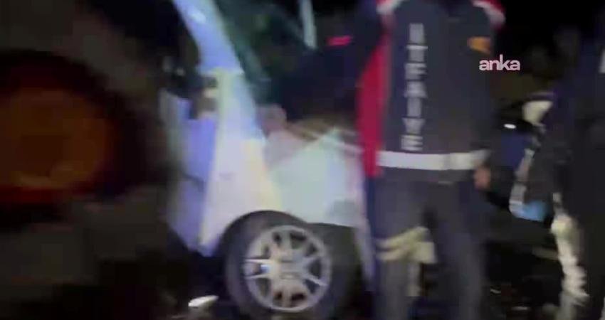 Mardin’in Ömerli ilçesinde 3 aracın karıştığı trafik kazasında 4 kişi