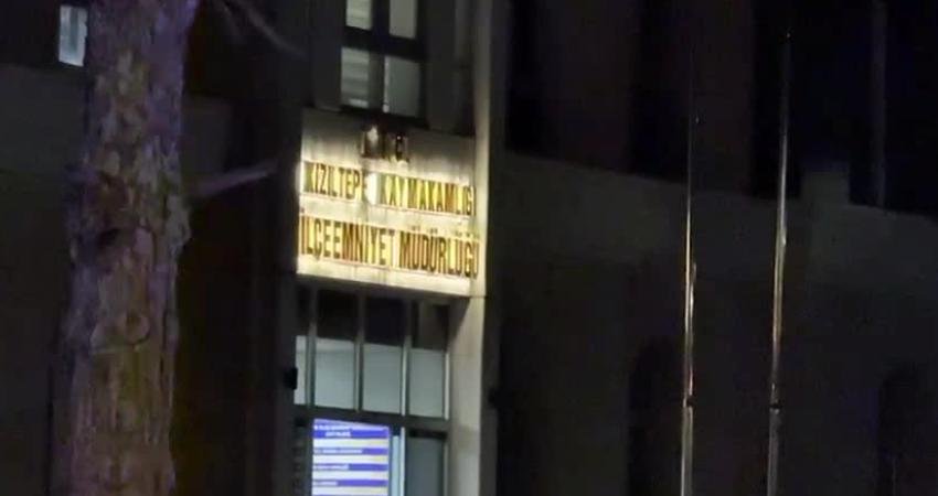 Mardin'in Kızıltepe ilçesinde, eşi ve çocuğuyla birlikte evlerinde öldürülmüş halde bulunan