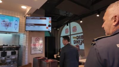 Marmaris Belediye Başkanı Acar Ünlü, zabıta ekiplerinin fast food işletmelerine gerçekleştirdiği denetimlere