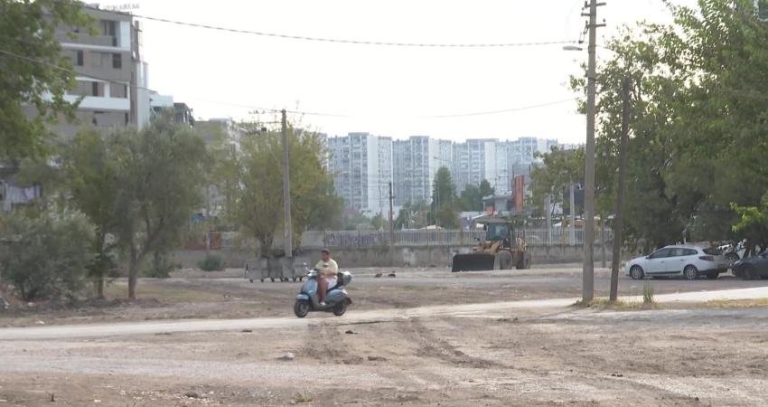 İzmir Büyükşehir Belediyesi, Mavişehir’de yıllardır yaşanan trafik yoğunluğunu sona erdirecek