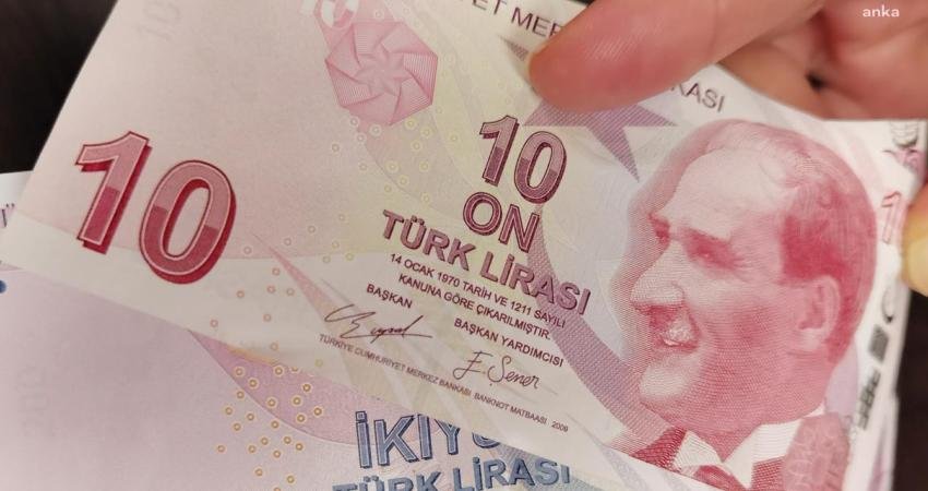 TÜİK'in kasım ayı enflasyon verilerini açıklamasıyla birlikte memur ve memur