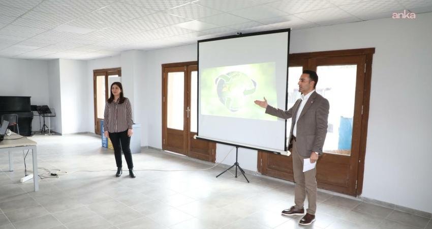 Menderes Belediyesi, ilçede faaliyet gösteren sivil toplum kuruluşlarına sıfır atık