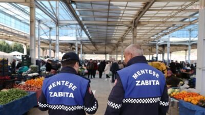 Menteşe Belediyesi Zabıta Müdürlüğü ekipleri, ilçe genelindeki pazar yerlerinde etiket