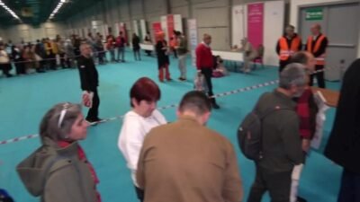 Milletvekilleri, gazeteciler ve yurttaşlar; tutuklu gazeteci Merdan Yanardağ ve İBB