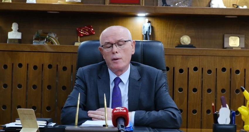 Odunpazarı Belediye Başkanı Kazım Kurt: “Ekrem Bey ile Özgür Bey arasında kavga havası yaratmaya çalışanlar yanıldı” Odunpazarı Belediye Başkanı Kazım Kurt, CHP 39’uncu Olağan Kurultayı’nda, Genel