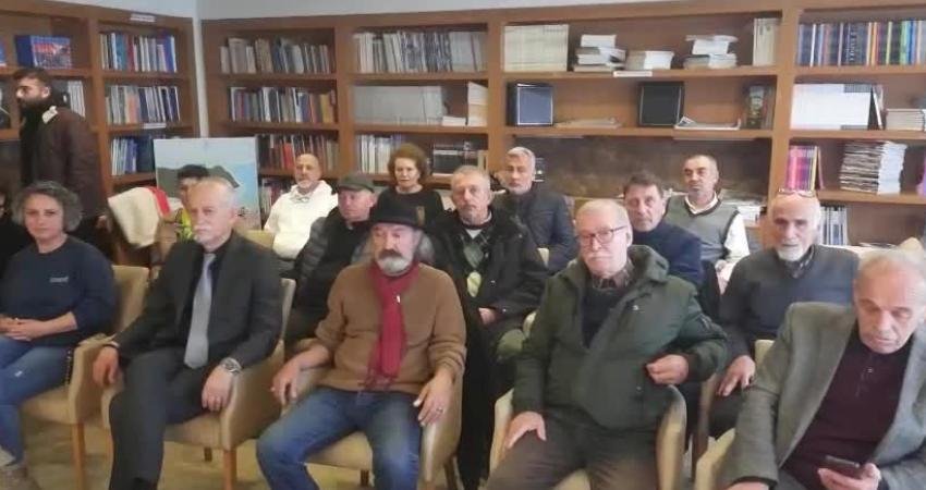 Orduluların yeşil alan mücadelesi sürüyor: Yasa dışı uygulamalar karşısında yapılması gereken ne varsa hukuk sınırları içinde yaparız Ordu'da Melet Irmağı kıyısındaki betonlaşmaya karşı 37 gündür nöbet tutan