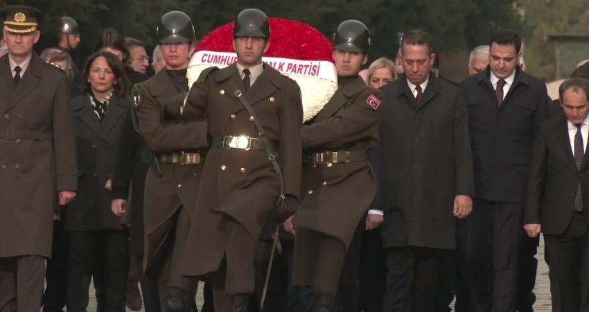 CHP Genel Başkanı Özgür Özel, partisinin 39’uncu Olağan Kurultayı’nda seçilen