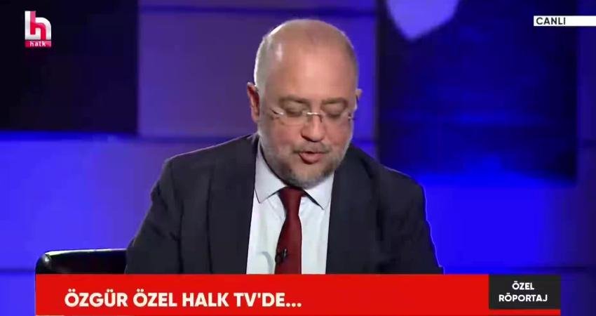 Özgür Özel’den Barzani’nin Cizre ziyaretindeki görüntülere tepki: “Dört başı mamur AK Parti organizasyonu” CHP Genel Başkanı Özgür Özel, Kürdistan Demokrat Partisi Başkanı Mesut