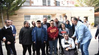 Pursaklar Belediyesi’ne Bağlı Engelsiz Yaşam Merkezi’nde Dünya Engelliler Günü münasebetiyle,