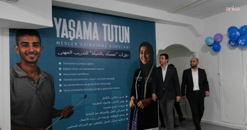 Saadet Genel Başkanı Mahmut Arıkan, Lübnan'da uluslararası insani yardım çalışmaları