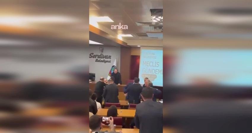 Serdivan Belediyesi Aralık ayı olağan meclis toplantısında, imarla ilgili tartışmalar