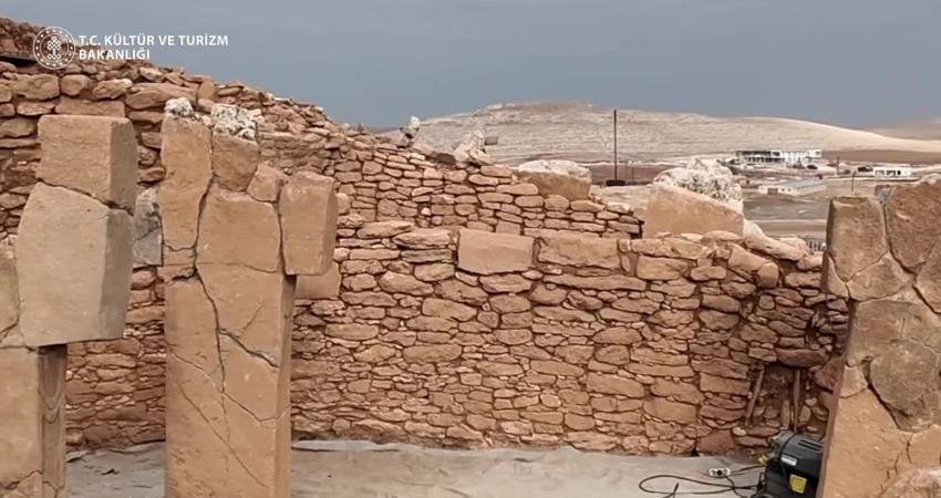 Kültür ve Turizm Bakanı Mehmet Nuri Ersoy Şanlıurfa’da yürütülen Taş