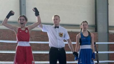 Münih kentinde yaşayan 15 yaşındaki genç boksör Selina Çukur, 2025