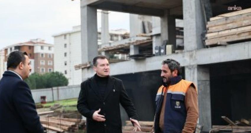 Silivri Belediye Başkanı Bora Balcıoğlu, ilçede yapımı süren Leyla &
