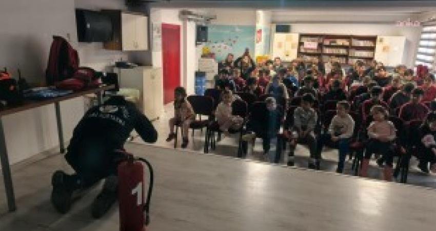 Silivri’de Akören Ümit Aksun Ortaokulu’nda, İlçe Millî Eğitim Müdürü İbrahim