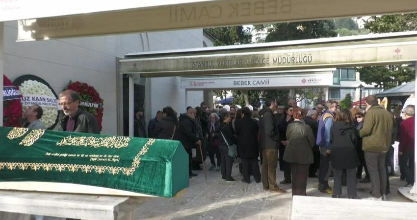 Önceki gün 80 yaşında yaşama veda eden eleştirel siyaset bilimci