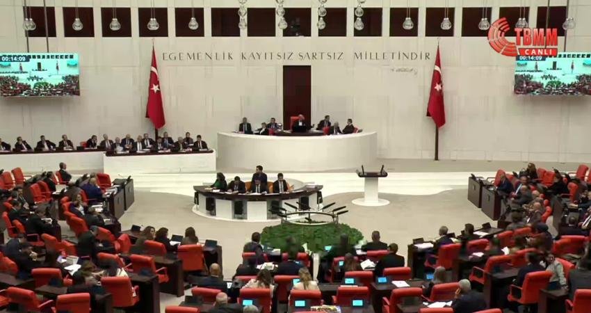 TBMM Genel Kurulu… Bakan Uraloğlu: Esenboğa Havalimanı metrosuna önümüzdeki sene başlıyoruz Ulaştırma ve Altyapı Bakanı Abdulkadir Uraloğlu, Ankara'da Esenboğa Havalimanı metrosu