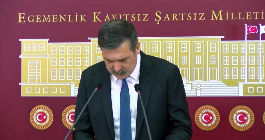 TİP Genel Başkanı Baş’tan, Milli Eğitim Bakanı Tekin’e: “Sen bu milletin çoluğunu, çocuğunu patronlara peşkeş çekme hakkını nereden alıyorsun?” Türkiye İşçi Partisi (TİP) Genel Başkanı Erkan Baş, Milli Eğitim