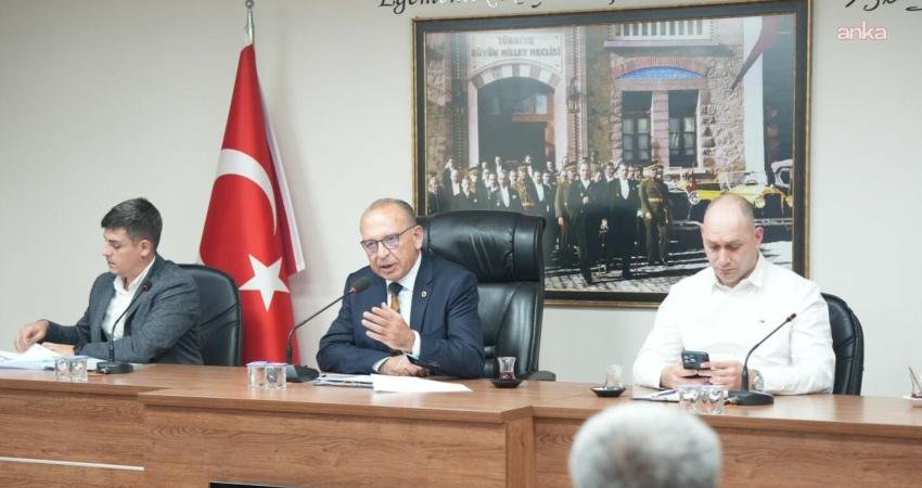 Turgutlu Belediye Başkanı Çetin Akın, 2025 yılının son meclis toplantısında