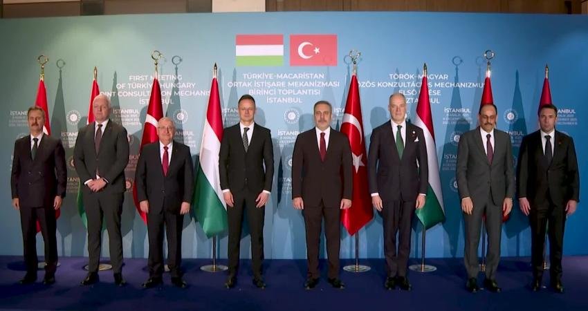 Türkiye–Macaristan Ortak İstişare Mekanizması ilk toplantısını İstanbul’da gerçekleştirdi Dışişleri Bakanı Hakan Fidan’ın ev sahipliğinde İstanbul’da düzenlenen Türkiye–Macaristan Ortak