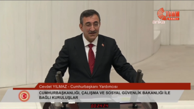 Cumhurbaşkanı Yardımcısı Cevdet Yılmaz, "Gelecek odaklı bir anayasaya ihtiyacımız var.