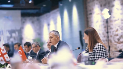 İçişleri Bakanı Ali Yerlikaya, Gürcistan İçişleri Bakanı Gela Geladze ile İstanbul'daki