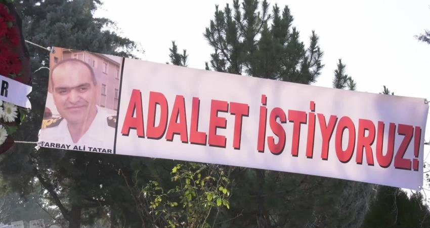 Yarbay Ali Tatar vefatının 16’ıncı yılında mezarı başında anıldı… Ahmet Tatar: “Siyasi iktidar en küçük bir itiraza dahi tahammül göstermiyor” FETÖ’nün kumpas soruşturması kapsamında, hakkında ikinci kez tutuklama kararı verildikten