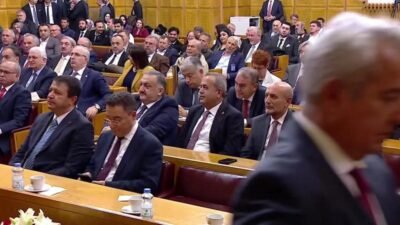 Gelecek Partisi Genel Başkanı Ahmet Davutoğlu, "Terörsüz Türkiye" sürecine ilişkin,