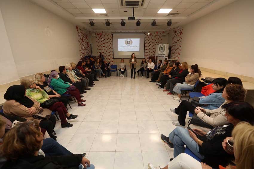 Yenimahalle Belediyesi, ilçe genelinde “Kadın kadına paylaşım ve eğitim buluşmaları”