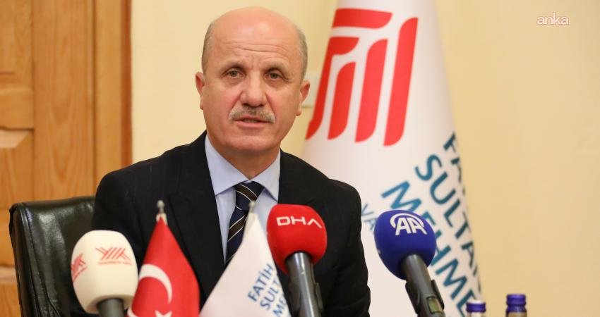 Yükseköğretim Kurulu (YÖK) Başkanı Erol Özvar “Üniversiteden 3 yılda mezuniyet imkânı, hem mali