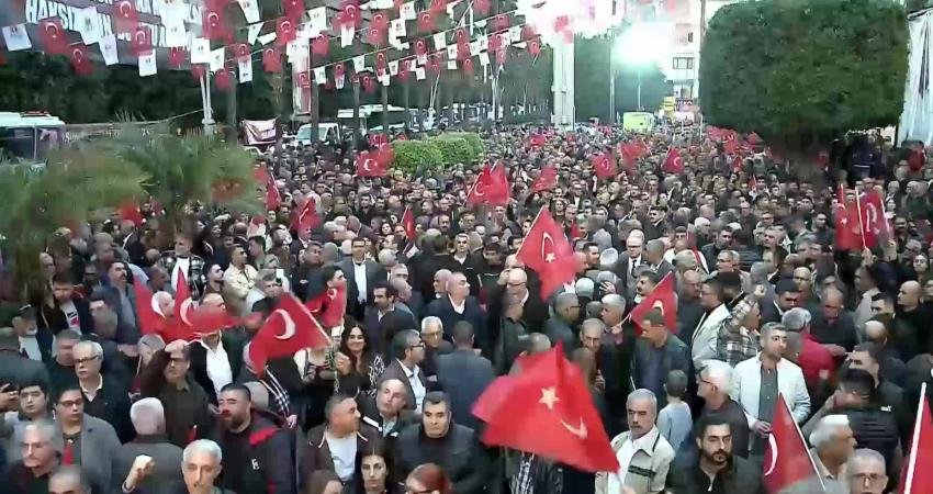 Adana Büyükşehir Belediye Başkanı Zeydan Karalar'ın tutukluluğu, 150. gününde Adana'da