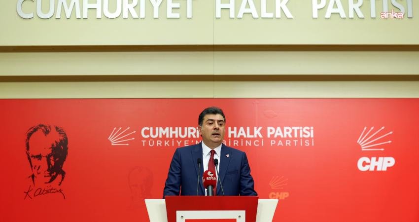 CHP Sözcüsü Zeynel Emre, AK Parti Sözcüsü Ömer Çelik'in CHP