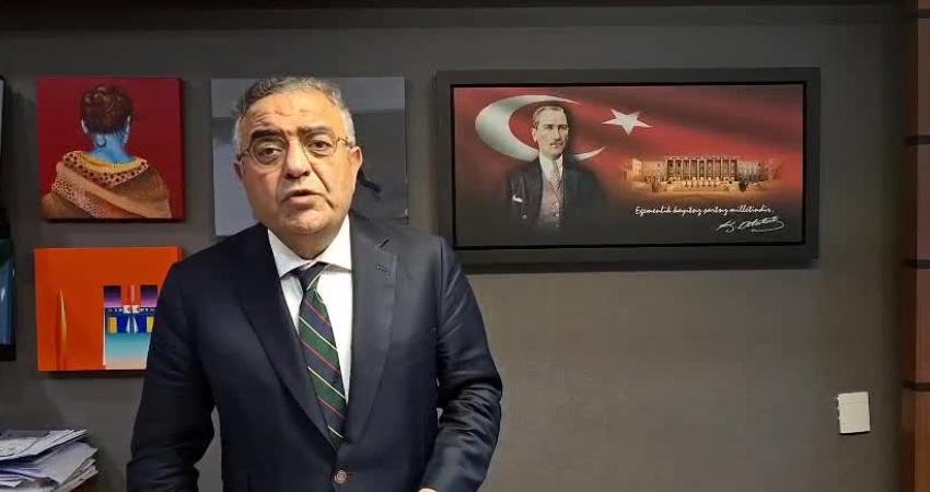Sezgin Tanrıkulu: “Ben çalışan çalışmayan, baskı altında olan, hapiste olan bütün gazetecilerin bugününü kutluyorum” CHP Genel Başkan Yardımcısı Sezgin Tanrıkulu, "180 ülke arasında Türkiye,