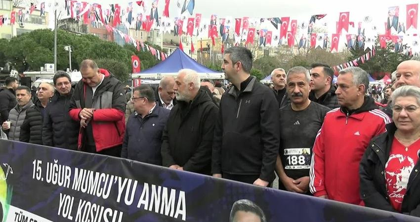 15. Uğur Mumcu’yu Anma Yol Koşusu gerçekleştirildi Kartal Belediyesi’nin; demokrasi şehidi, araştırmacı-gazeteci Uğur Mumcu’nun anısına her yıl
