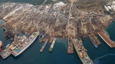 Aralarında CHP, DEM Parti ve EMEP milletvekillerinin olduğu 20 milletvekili