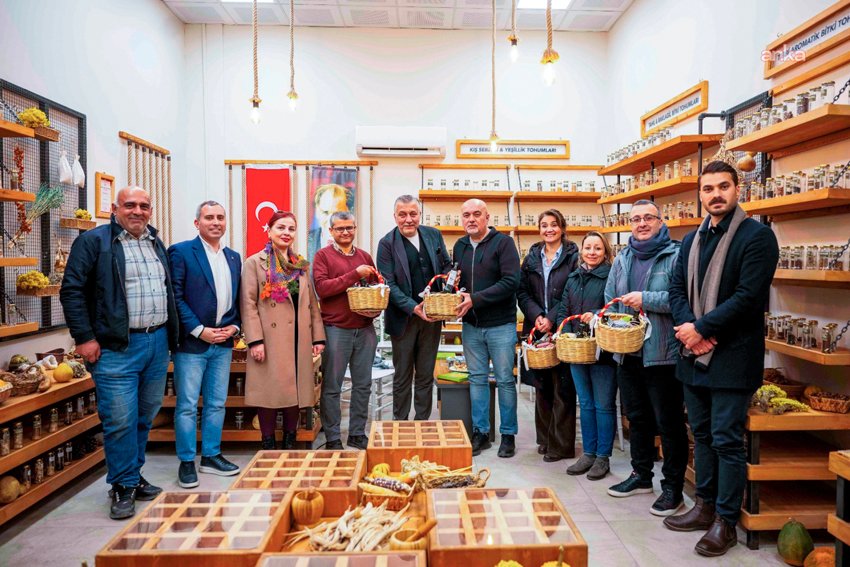 Adıyaman Üniversitesi’nden Bornova Belediyesi Ekolojik Kent Yerel Tohum Merkezi’ne ziyaret Adıyaman Üniversitesi Onarıcı Tarım Uygulamaları Proje Ekibi, Bornova Belediyesi Ekolojik