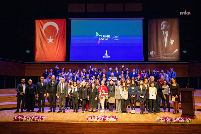 İzmir Büyükşehir Belediyesi’nin kentteki tarihi yapıların korunması, onarılması, kentsel ve