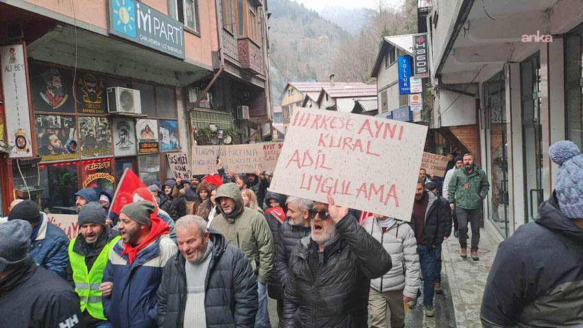 Rize’nin Çamlıhemşin ilçesinde bulunan Ayder Yaylası ve Fırtına Vadisi’nde turizm