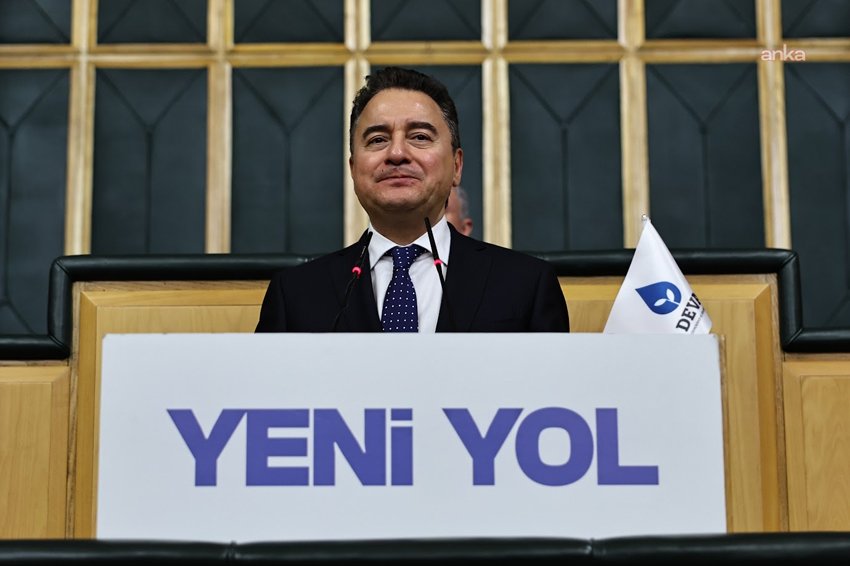 Babacan’dan Cumhurbaşkanı Erdoğan’a: “Bu milletin bedel ödemeye tahammülü kalmadı. Siz, adaleti de bitirdiniz, kalkınmayı da” DEVA Partisi Genel Başkanı Ali Babacan, "Sayın Erdoğan, size buradan