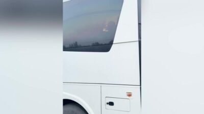 Adana'dan yola çıkan birçok kişi, Adana Büyükşehir Belediye Başkanı Zeydan