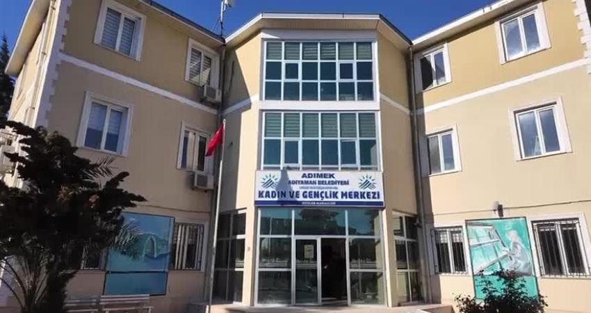 Adıyaman Belediyesi bünyesinde faaliyet gösteren ADIMEK Siteler Kadın ve Gençlik