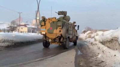 İçişleri Bakanı Ali Yerlikaya, Hakkari'de jandarma ekiplerince düzenlenen operasyonda 348