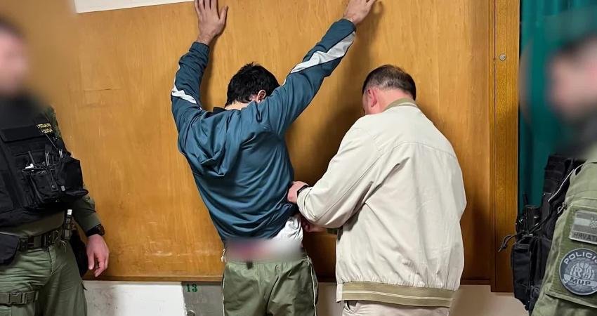 İçişleri Bakanı Ali Yerlikaya, kırmızı bültenle uluslararası seviyede aranan 13