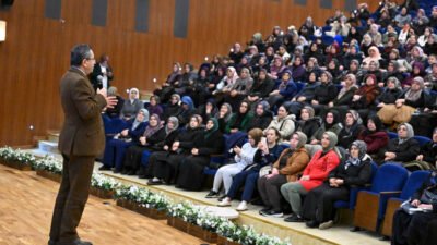 Altındağ’da “Mahalle Buluşmaları” devam ediyor. Altındağ Belediye Başkanı Dr. Veysel